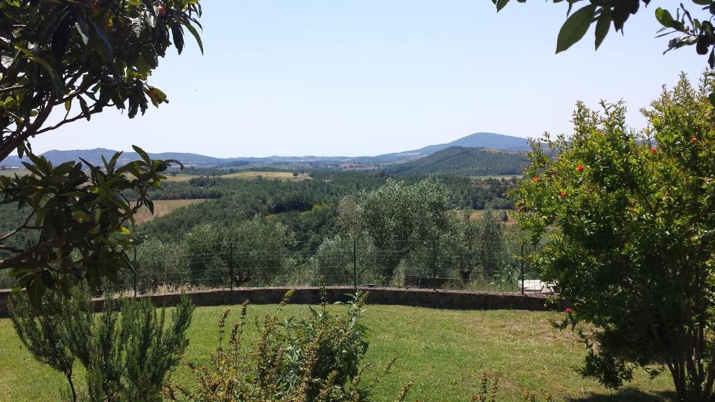 Agriturismo Marruchetone Vecchio Manciano Luaran gambar
